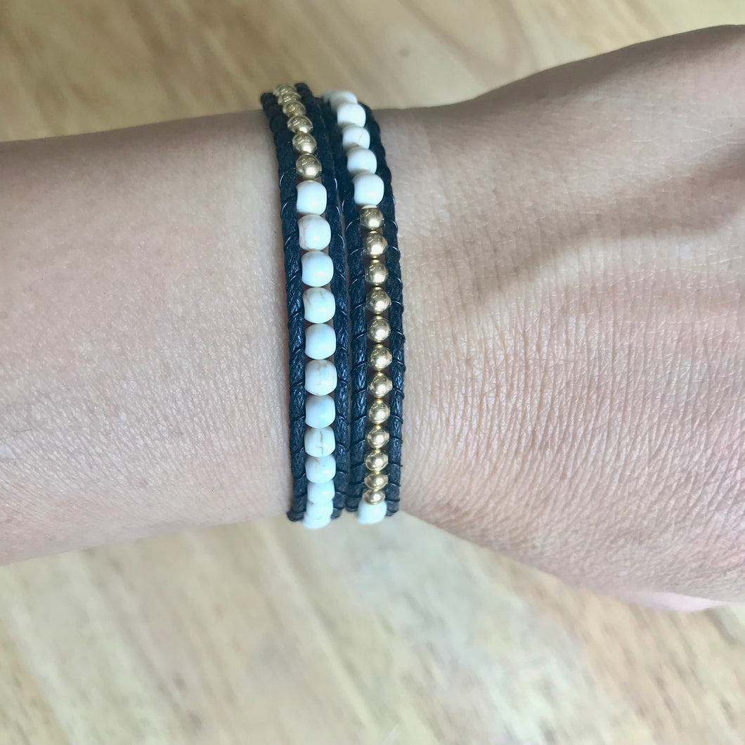 W2-015 Howlite and gold 2 rounds wrap bracelet