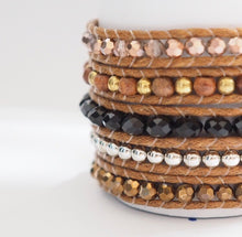 Load image into Gallery viewer, W5-249 Crystal and Wood 5 rounds wrap Bracelet
